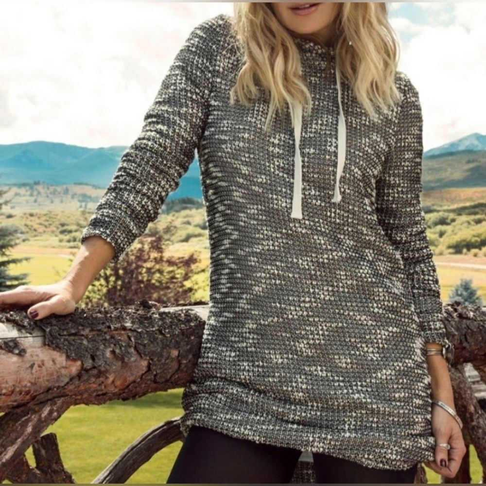 Fabletics Womens Yukon Sweater dress size L GUC*